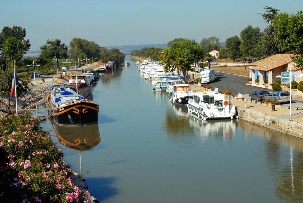 port de plaisance à bellegarde