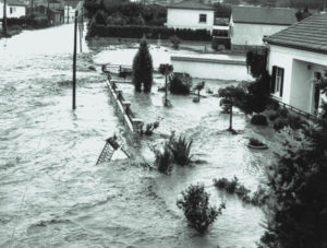 inondation rue de beaucaire 1973