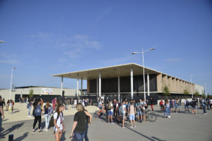 entrée collège frederico garcia lorca à bellegarde