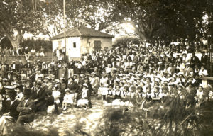 spectacle fin d'année ecole batisto bonnet en 1937